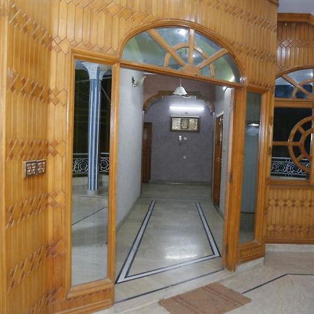 Karachi Motel Екстериор снимка