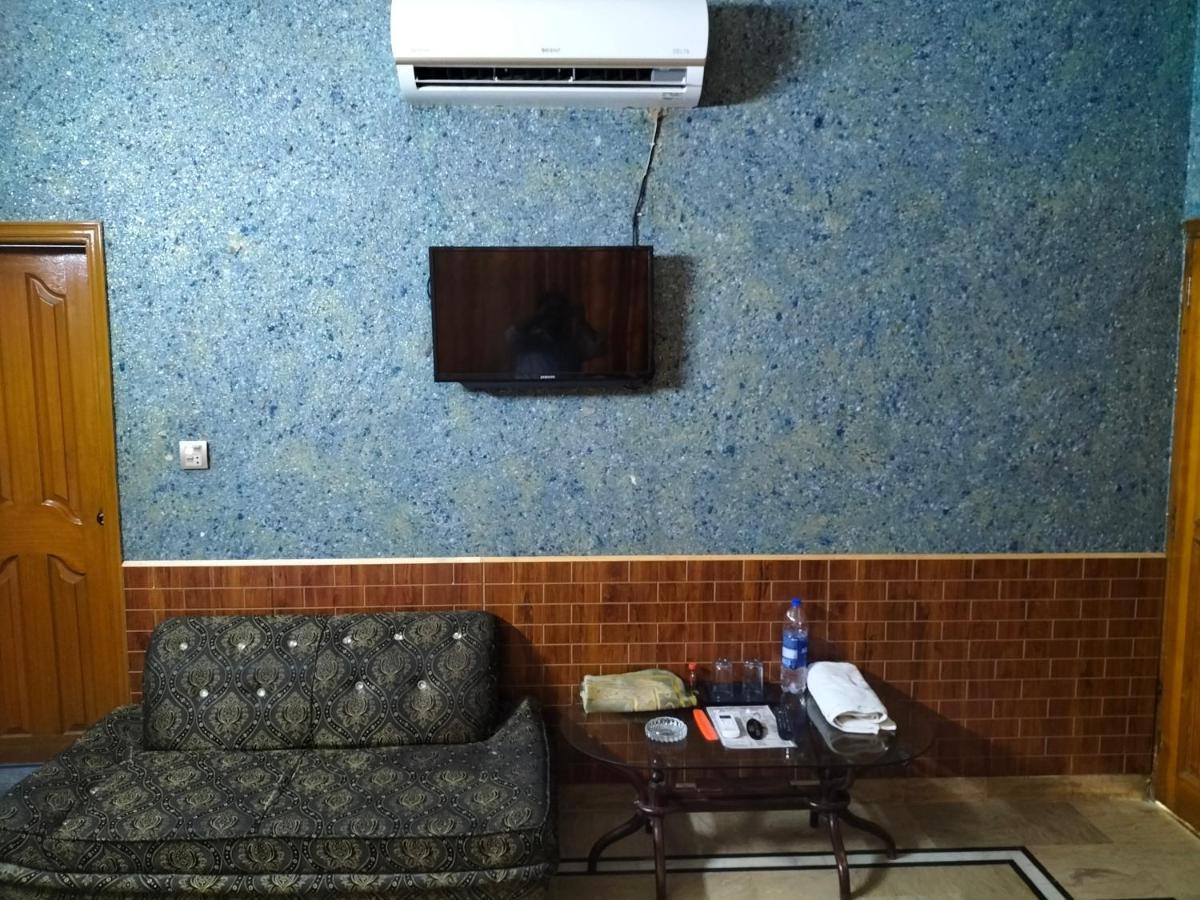 Karachi Motel Екстериор снимка