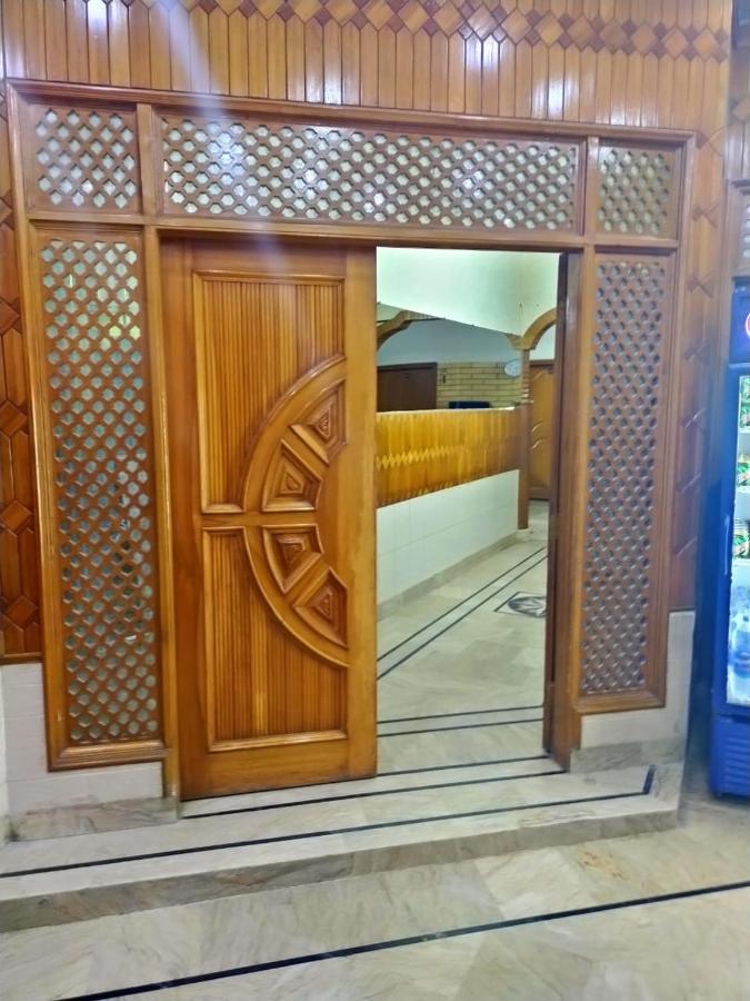 Karachi Motel Екстериор снимка