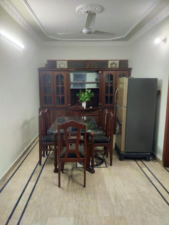 Karachi Motel Екстериор снимка