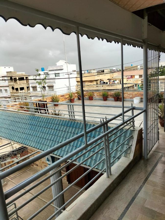 Karachi Motel Екстериор снимка