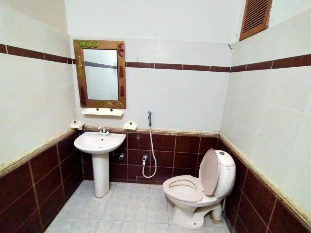 Karachi Motel Екстериор снимка