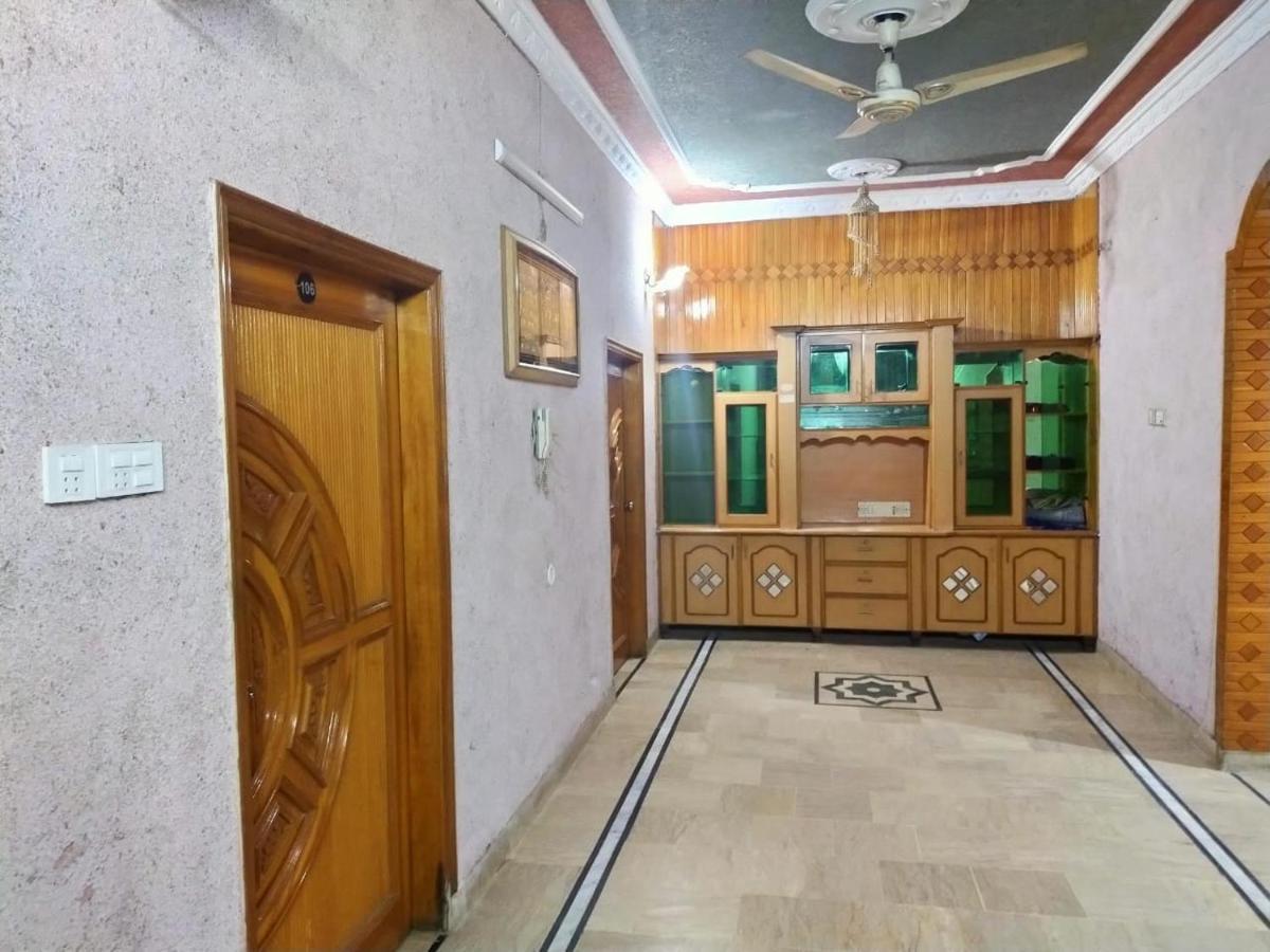 Karachi Motel Екстериор снимка